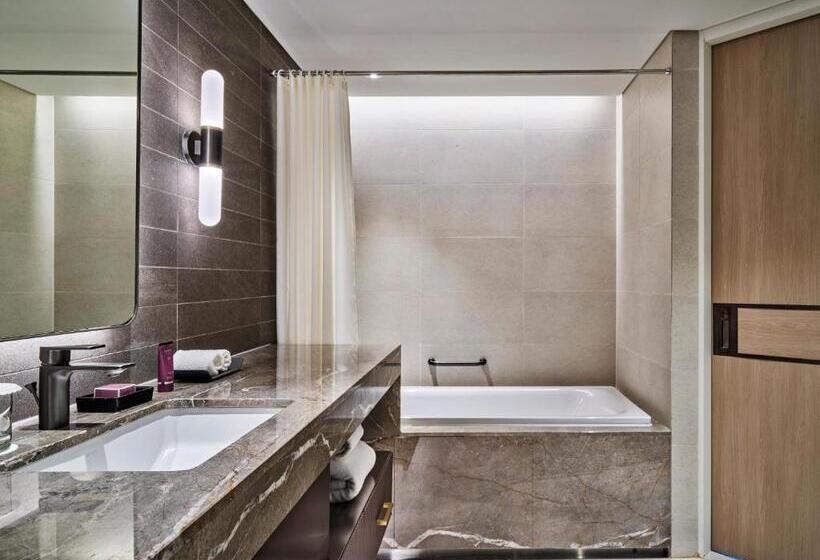 Полулюкс, Parnas Hotel Jeju