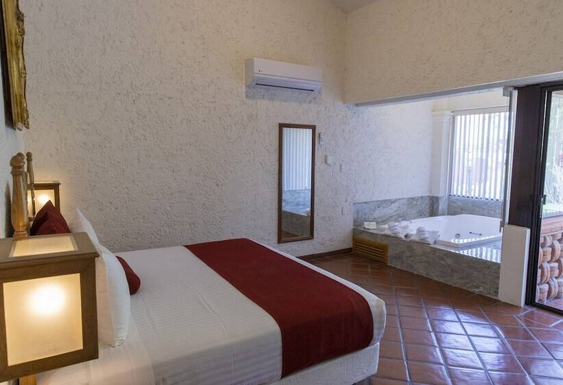 سوئیت با وان آب گرم, Hosteria Las Quintas Hotel Restaurante Bar