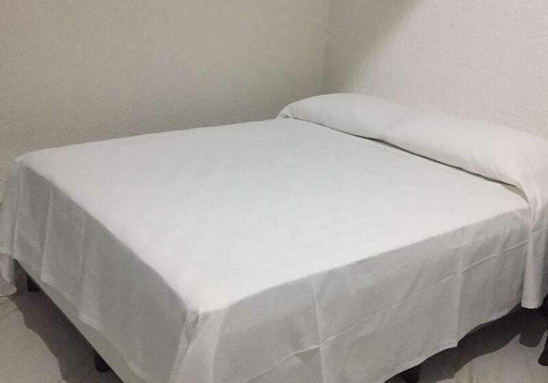 Cameră Cvadruplă Standard, Maria De Lourdes