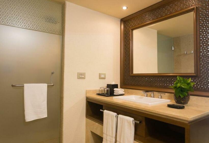 Quarto Club Cama King, Sheraton Buganvilias Resort & Convention Center