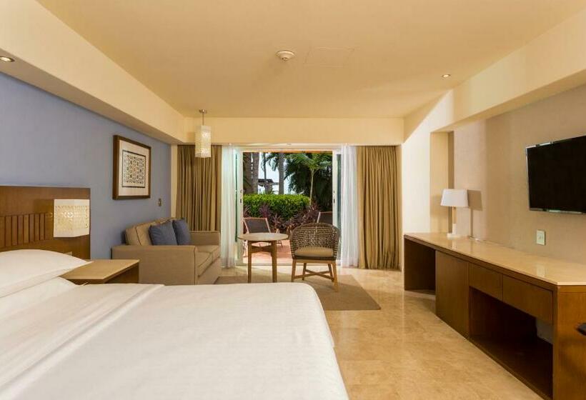 Quarto Standard Piso Térreo, Sheraton Buganvilias Resort & Convention Center