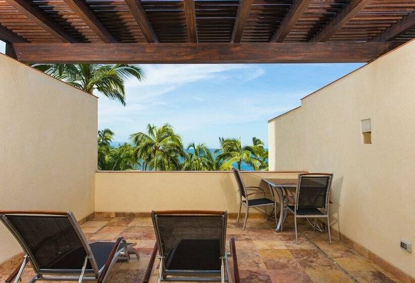 Quarto deluxe vista jardim, Sheraton Buganvilias Resort & Convention Center