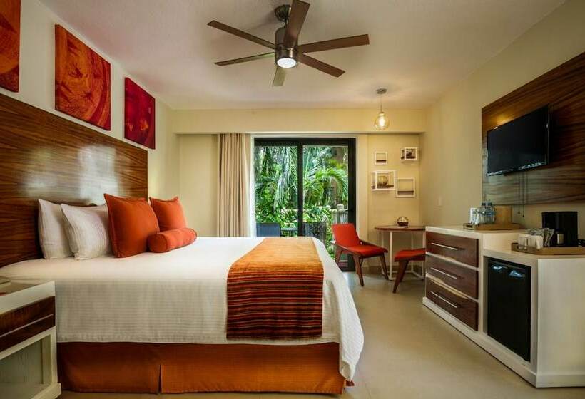 quarto Deluxe Cama King com Vistas, Sunscape Sabor Cozumel