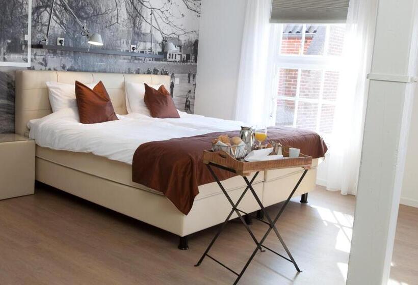 Полулюкс, Boutique Hotel  T Lansink