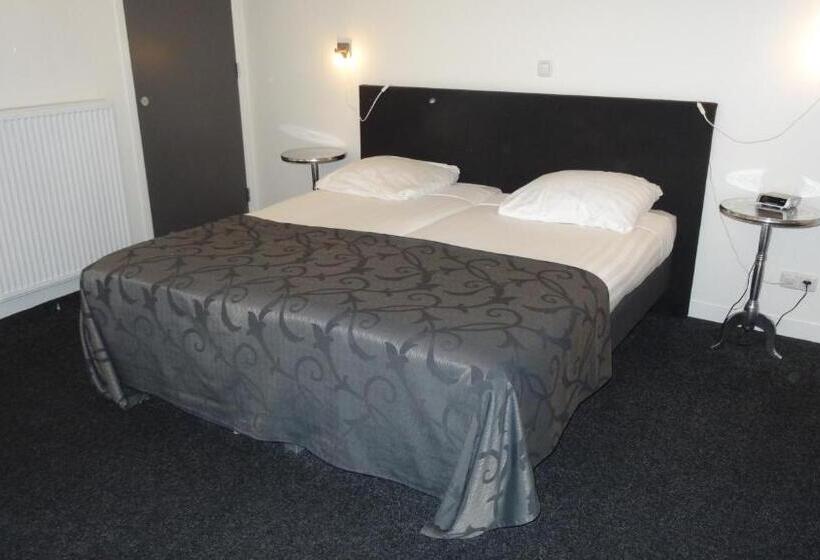 Quarto deluxe, Café Restaurant De Posthoorn