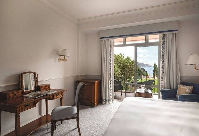 Номер Superior, Reid S Palace, A Belmond Hotel, Madeira