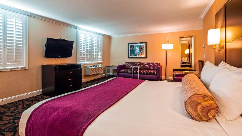 Стандартный Номер Кровать Кинг, Best Western Plus Airport Plaza