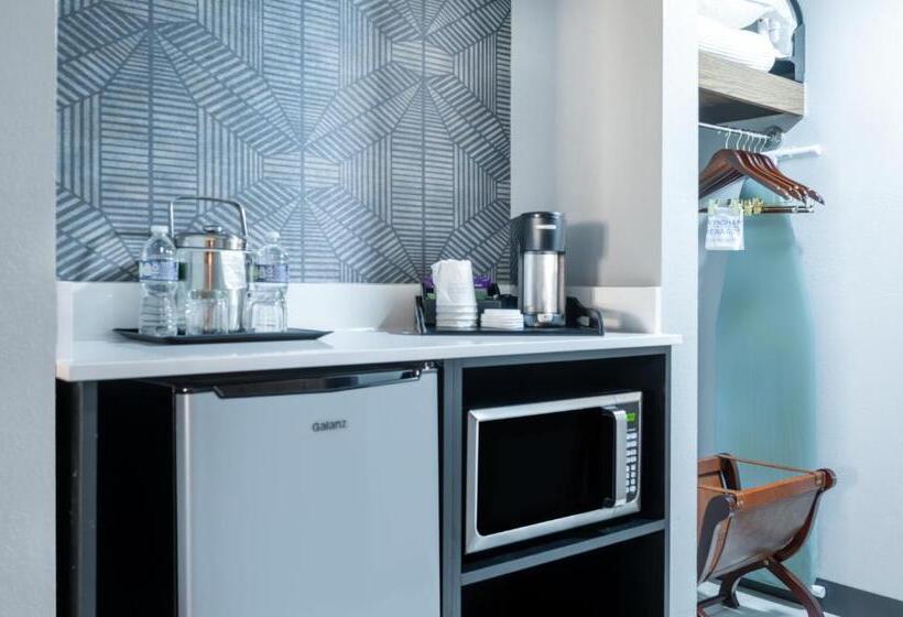 Quarto Standard para Deficientes, Wyndham Indianapolis Airport