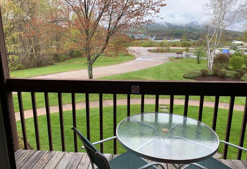 Люкс Deluxe Кровать Кинг, Fireside Inn & Suites Gilford