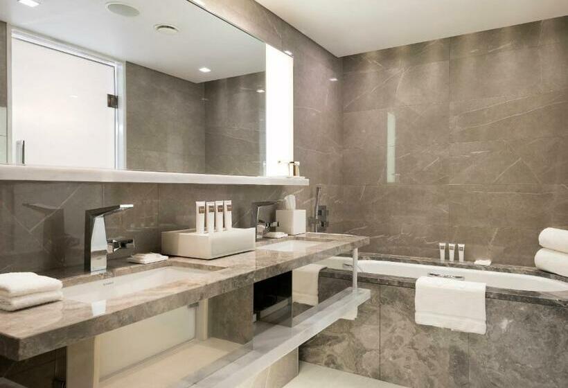 庭の見えるエクゼクティブルーム, Swissotel The Bosphorus Istanbul
