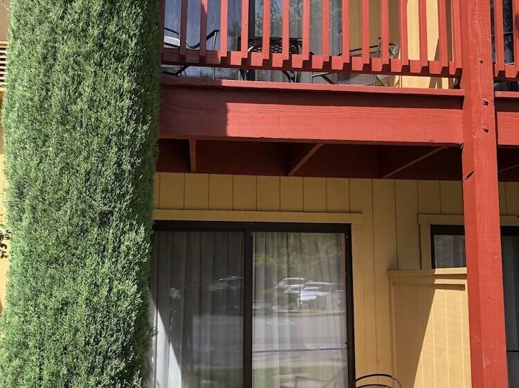 Номер Стандарт 2 Двуспальные Кровати, Best Western Plus Placerville Inn