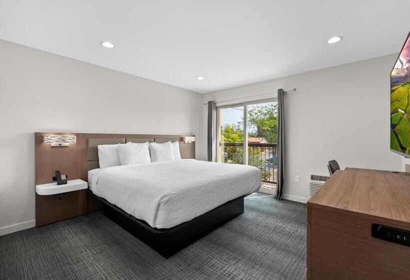 Апартаменты 1 Спальня, Cedar Street Hotel & Suites