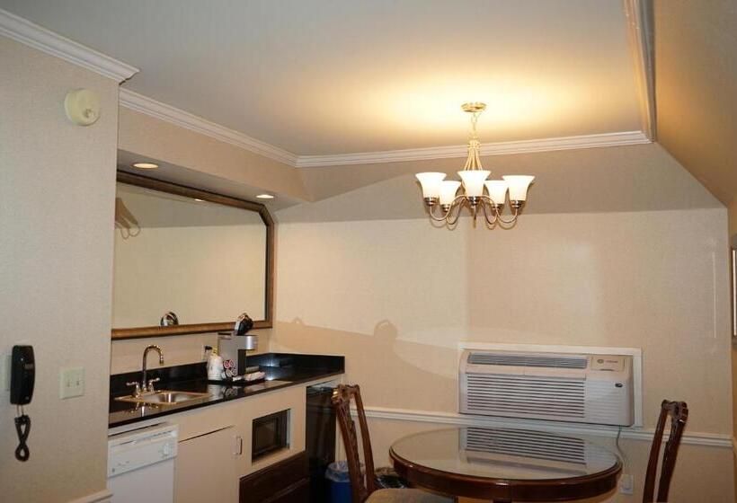 デラックススタジオ, Wingate By Wyndham Bellingham Heritage Inn