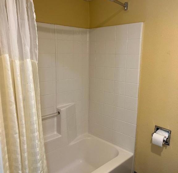 Номер Superior Кровать Кинг, Red Roof Inn & Suites Sulphur Springs