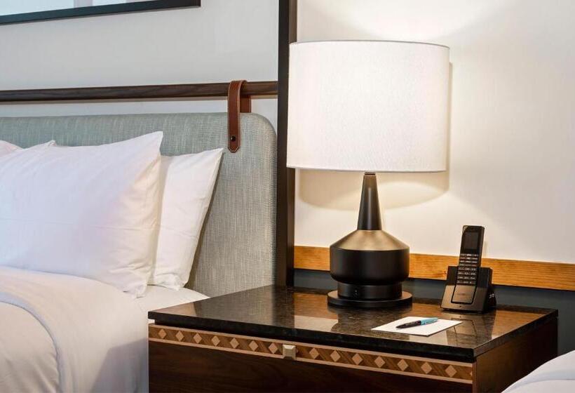 장애인을 위한 스탠다드 룸, Merriweather Lakehouse Hotel, Autograph Collection