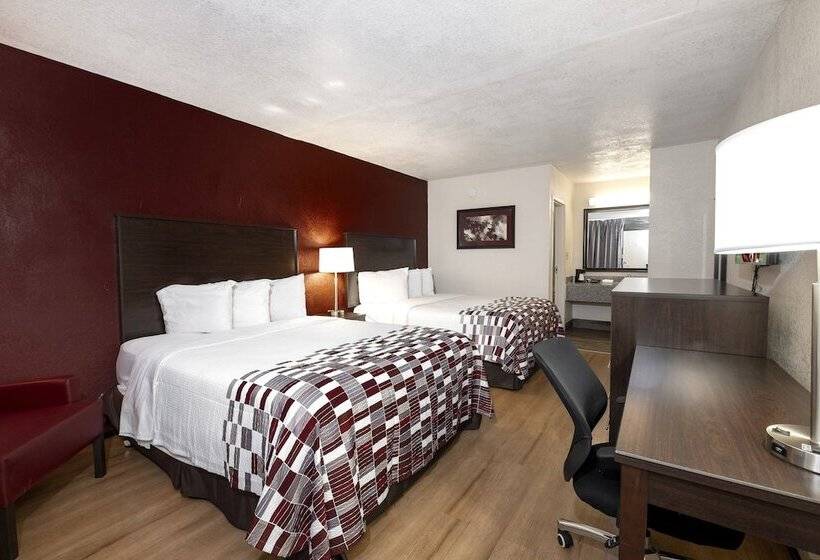 디럭스 룸, Red Roof Inn West Point