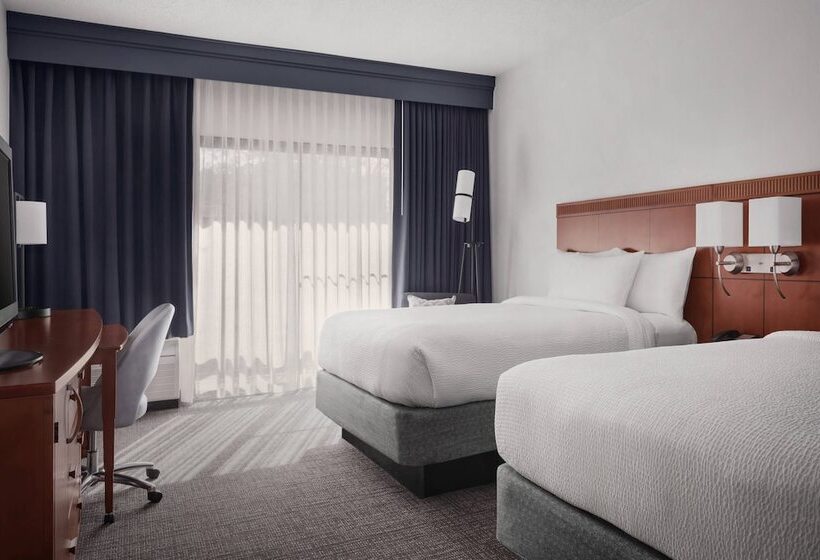 ２ダブルベッドのスタンダードルーム, Courtyard By Marriott Rockville