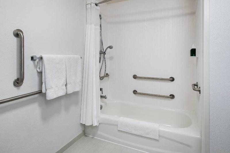 اتاق استاندارد, Courtyard By Marriott Rockville