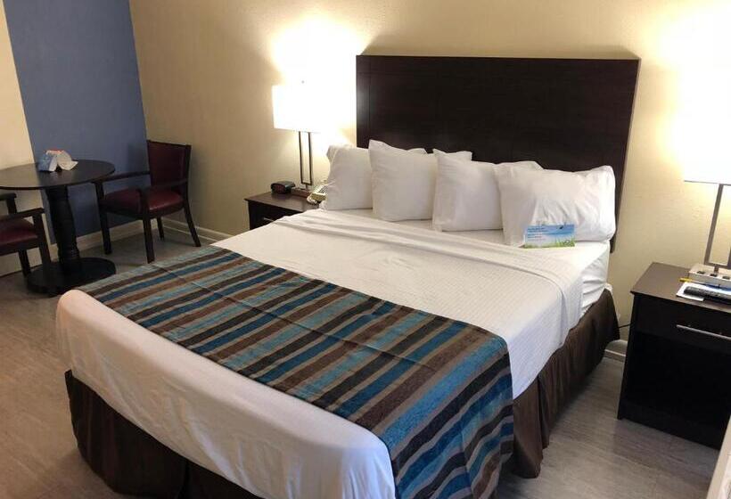 Номер Deluxe Адаптированный для Инвалидов, Days Inn By Wyndham Natchez