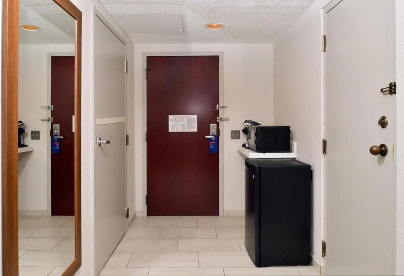 장애인을 위한 스탠다드 룸, Holiday Inn Express Blowing Rock South, An Ihg