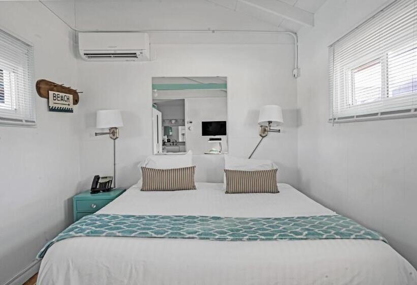 Студия Стандарт, Driftwood Resort On The Ocean