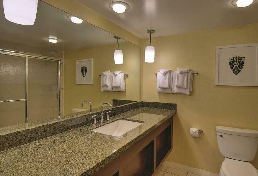 اتاق استاندارد, Excalibur Hotel & Casino