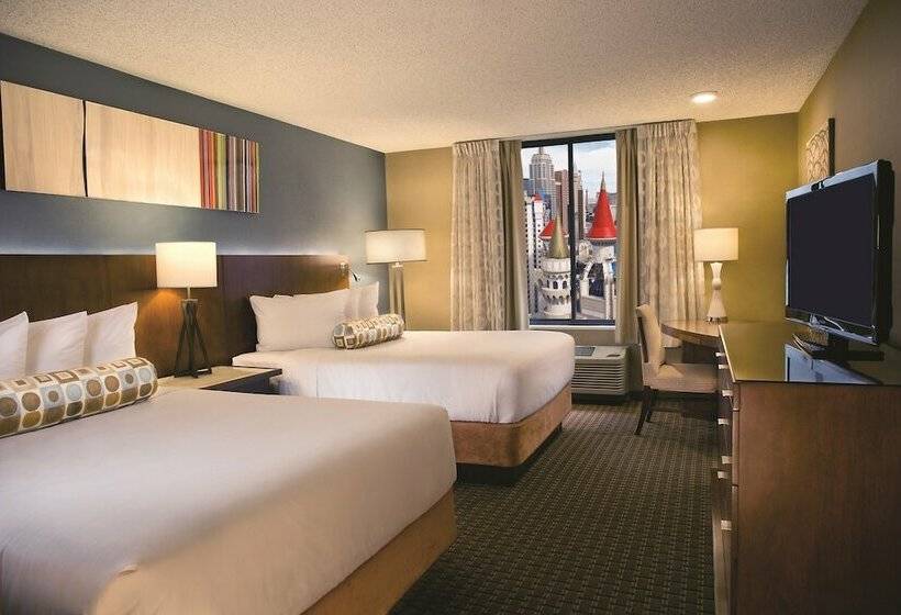اتاق رویال, Excalibur Hotel & Casino