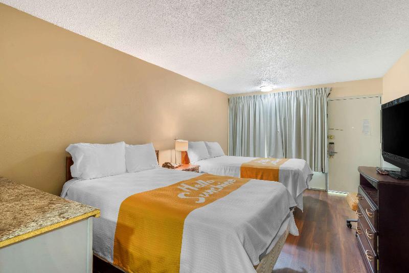 장애인을 위한 스탠다드 룸, Rodeway Inn Colonial Heights I95
