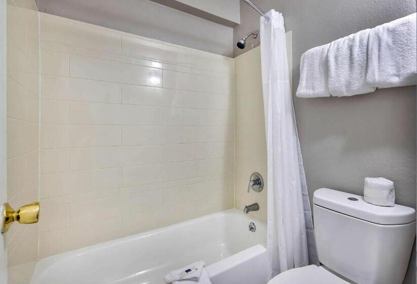 标准间, Motel 6 Effingham, Il