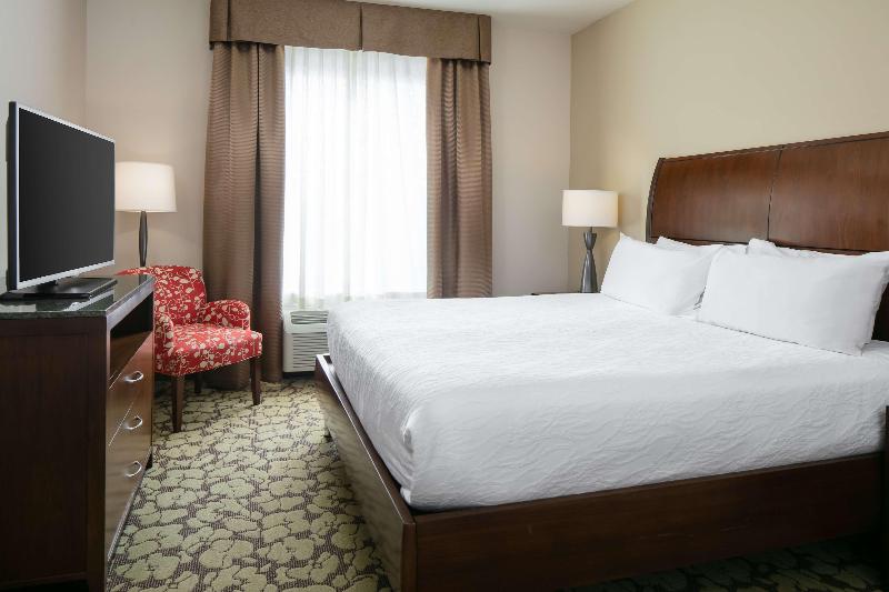 Семейный Номер, Doubletree By Hilton Hotel Decatur Riverfront