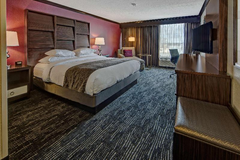 Стандартный Номер Кровать Кинг, Doubletree By Hilton Hotel Decatur Riverfront
