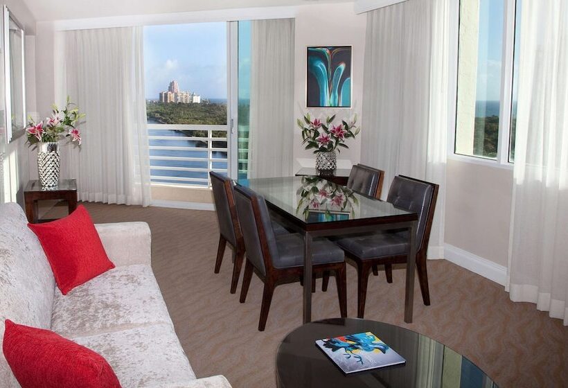 Люкс с Видом, Galleryone Doubletree Hilton Gc Turtle Cove