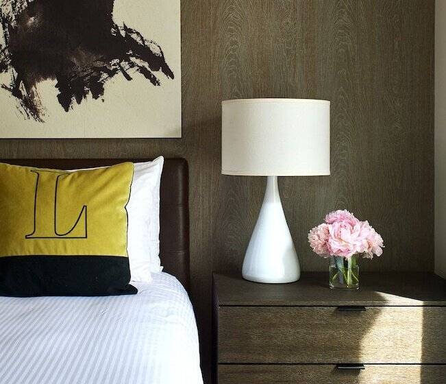 身障者適用スーペリアールーム, The Logan Philadelphia Curio Collection By Hilton