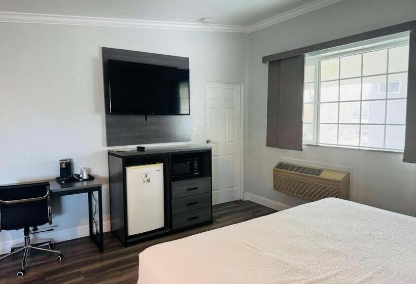 Стандартный Номер Кровать Кинг, Surestay By Best Western Fresno Central