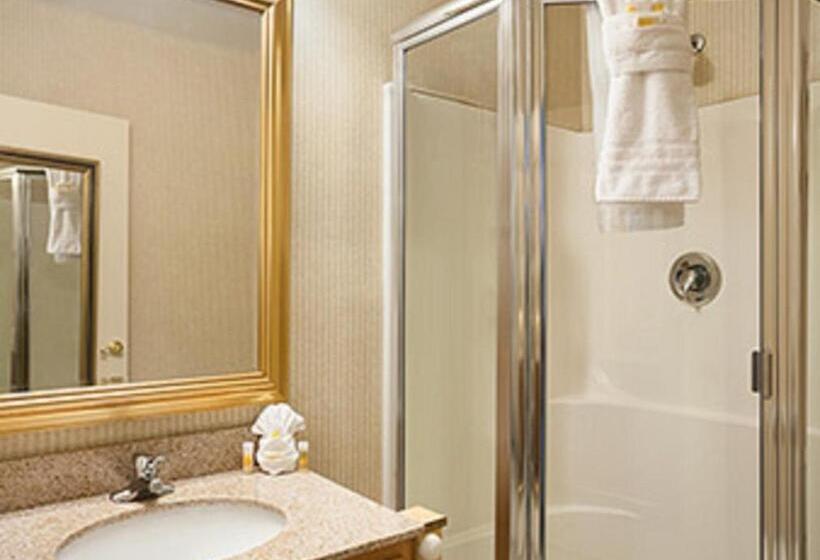 Стандартный Номер Кровать Кинг, Days Inn By Wyndham Rutland/killington Area