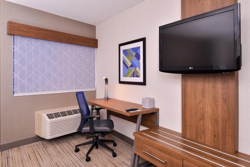 스탠다드 룸 킹사이즈 침대, Holiday Inn Express Walnut Creek, An Ihg