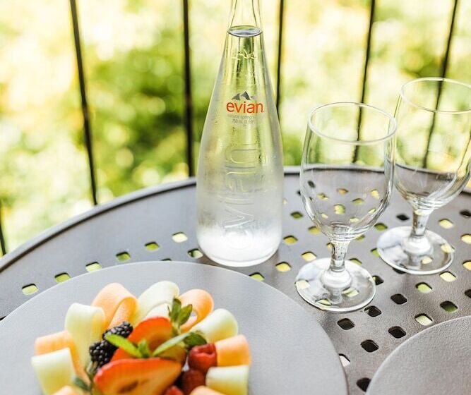 스탠다드 룸 더블 침대 2개, Hyatt Regency Newport Beach