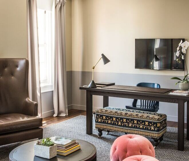 Suíte Cama King, The Hollywood Roosevelt