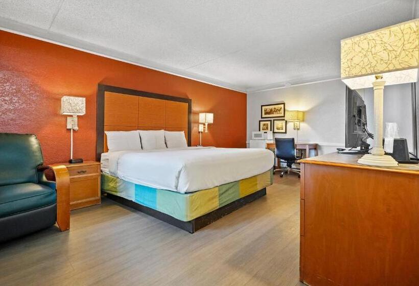 Номер Стандарт Кровать Кинг Адаптированный для Инвалидов, La Quinta Inn By Wyndham Costa Mesa Orange County