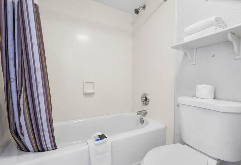 Номер Стандарт 2 Двуспальные Кровати, La Quinta Inn By Wyndham Costa Mesa Orange County