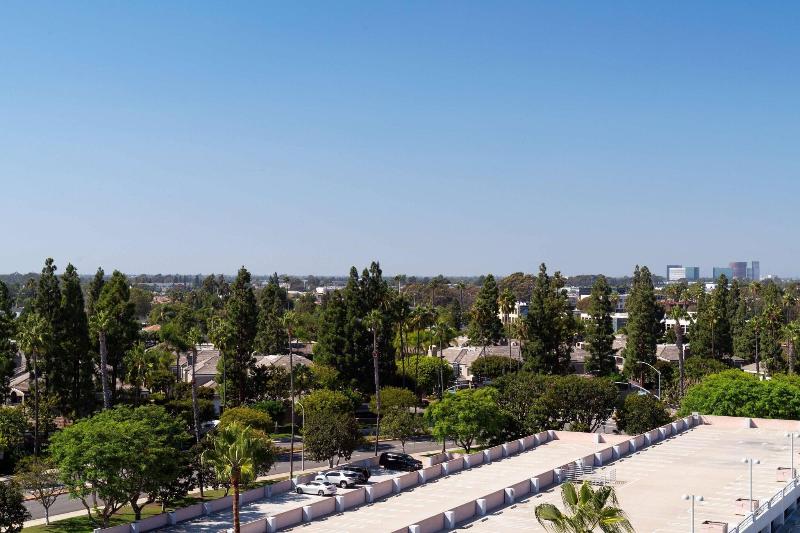 Люкс Кровать Кинг, Newport Beach Marriott Bayview