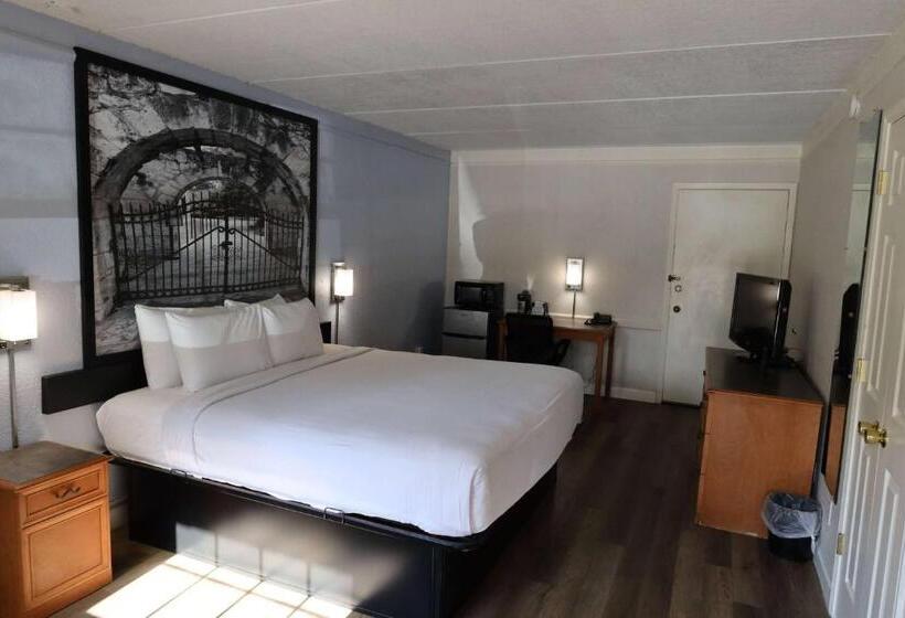Студио Стандарт Кровать Кинг, Super 8 By Wyndham Austin South I 35