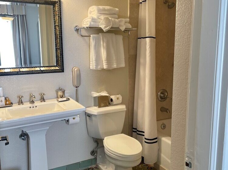 스탠다드 룸 킹사이즈 침대, The Mission Inn Hotel And Spa