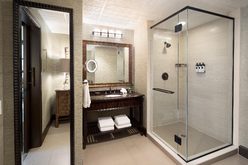 Президентский Люкс, Omni Austin Hotel Downtown