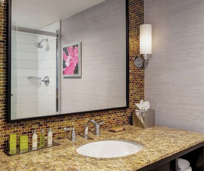 Family Suite, Doubletree By Hilton Fairfield Hotel & Suites