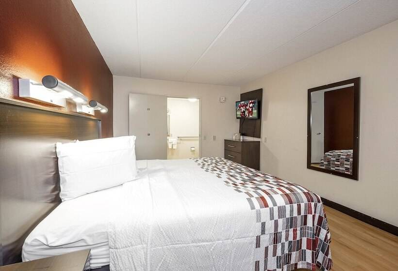 장애인을 위한 더블 침대 스탠다드 룸, Red Roof Inn Atlanta  Smyrna/ Ballpark