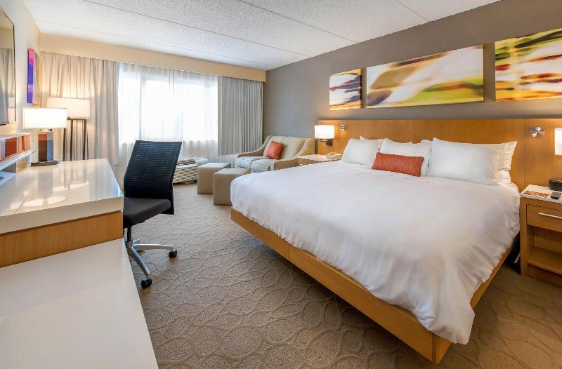 Стандартный Номер Кровать Кинг, Delta Hotels By Marriott Utica