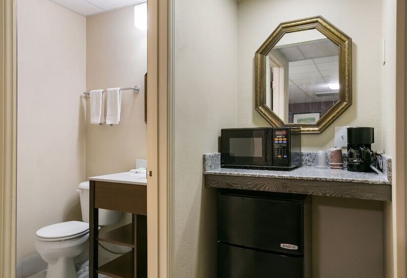 Номер Deluxe, Eisenhower Hotel And Conference Center