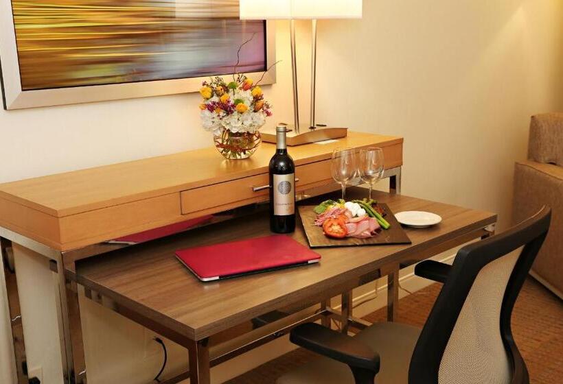 Номер Стандарт 2 Двуспальные Кровати, Envision Hotel & Conference Center Mansfield Foxboro