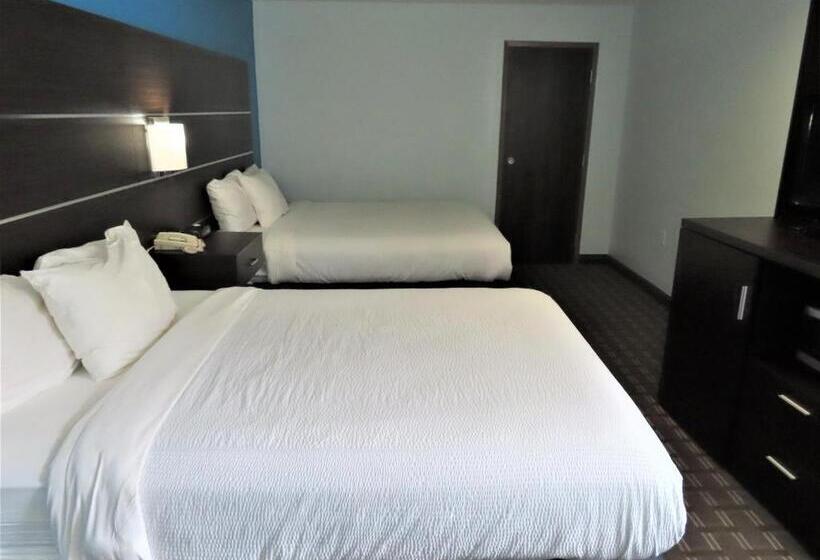 Четырехместный Номер Стандарт, St Charles Hotel Downtown Hudson